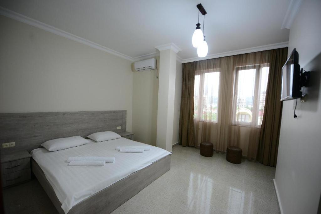 Nana'S Hotel Tchaikovsky Street 34 바투미 외부 사진